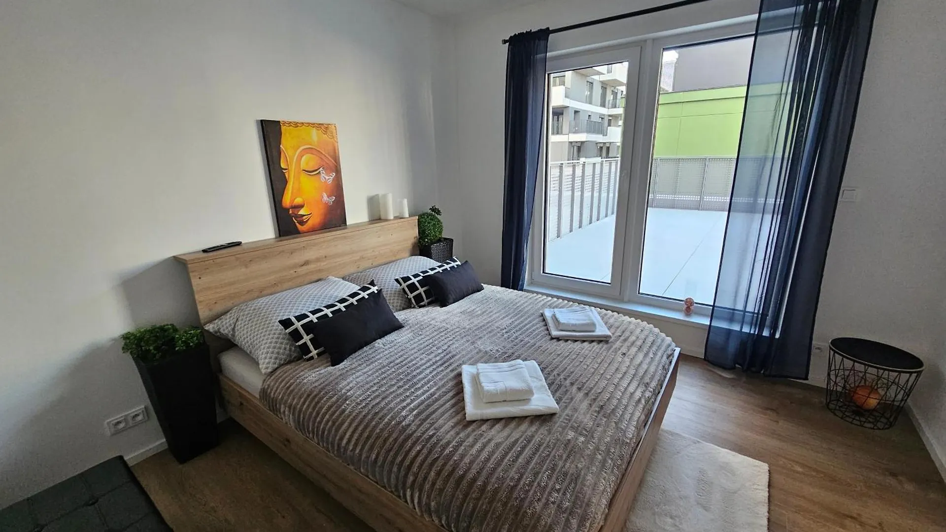Sun Prague - Stodulky Appartement