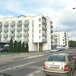 Apartament G Support, Praga